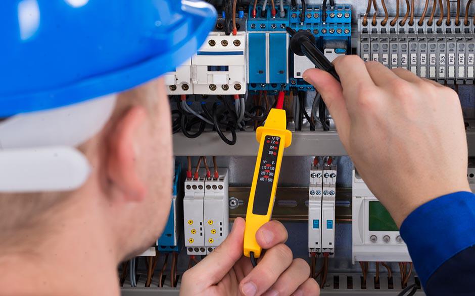 recherche travail électricien bâtiment Saint-Denis